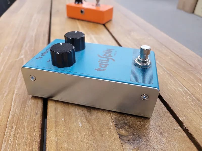 TC Electronic Tailspin Vibrato Blue Price $69.99 - Victor Litz