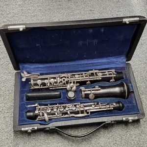Loree Oboe - Wood with case Used $2999.99 + $75 Shipping
