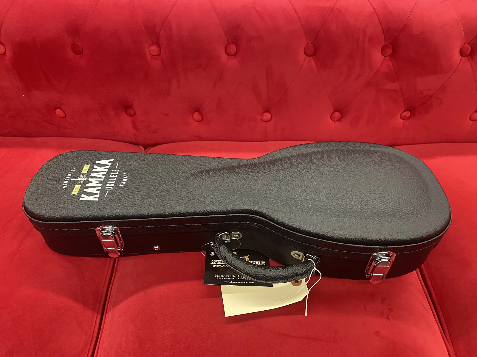 Kamaka HP-1D Pineapple Deluxe Ukulele with Case Mint $2995 - Image 12