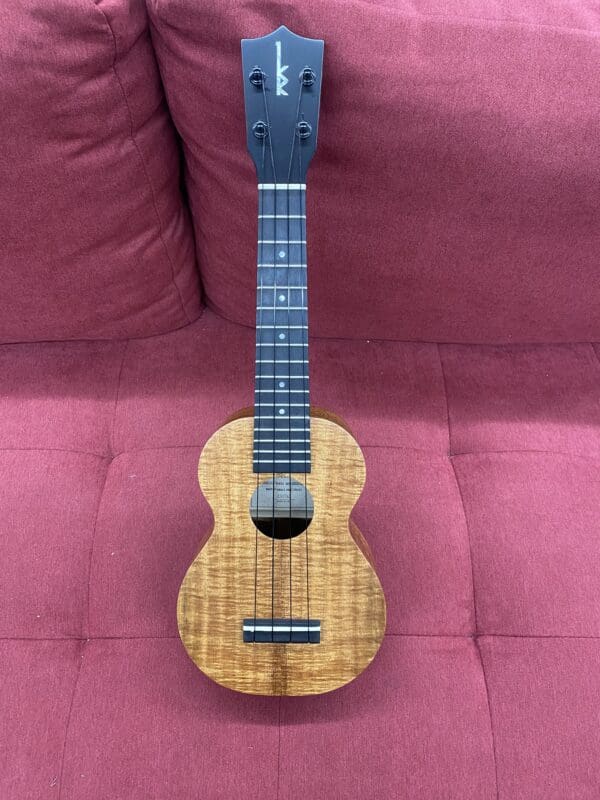 Kamaka HF-1 Custom Soprano Ukulele – Full Ebony Package