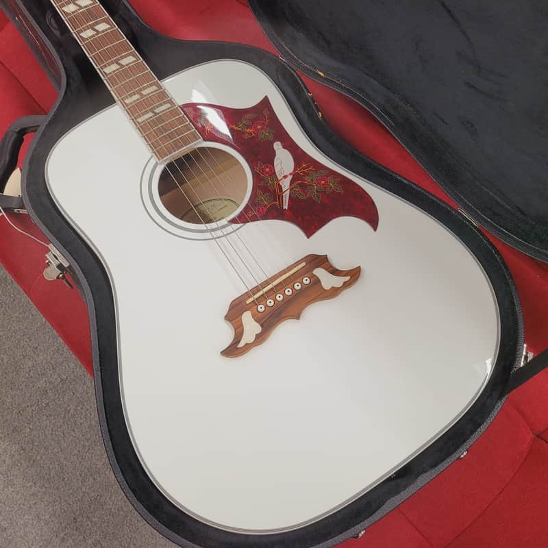 Epiphone Limited Edition Dove Pro Acoustic Electric with Case