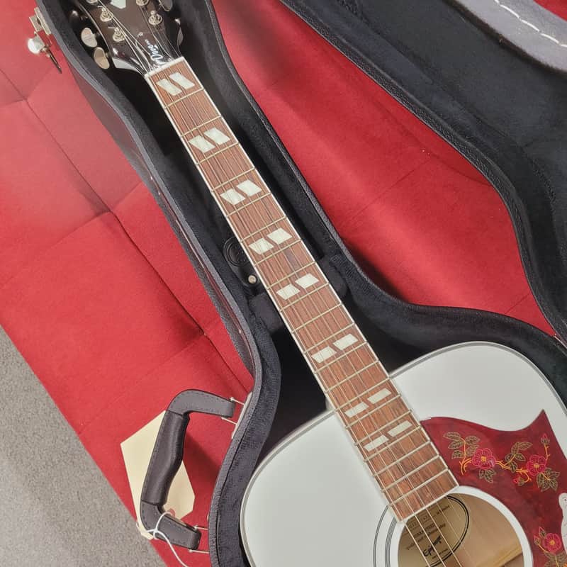 Epiphone Limited Edition Dove Pro Acoustic Electric with Case