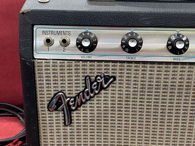 Fender Champ Tube Guitar Combo Amp 1976 - Silverface with Cover tube amplifier - Image 3