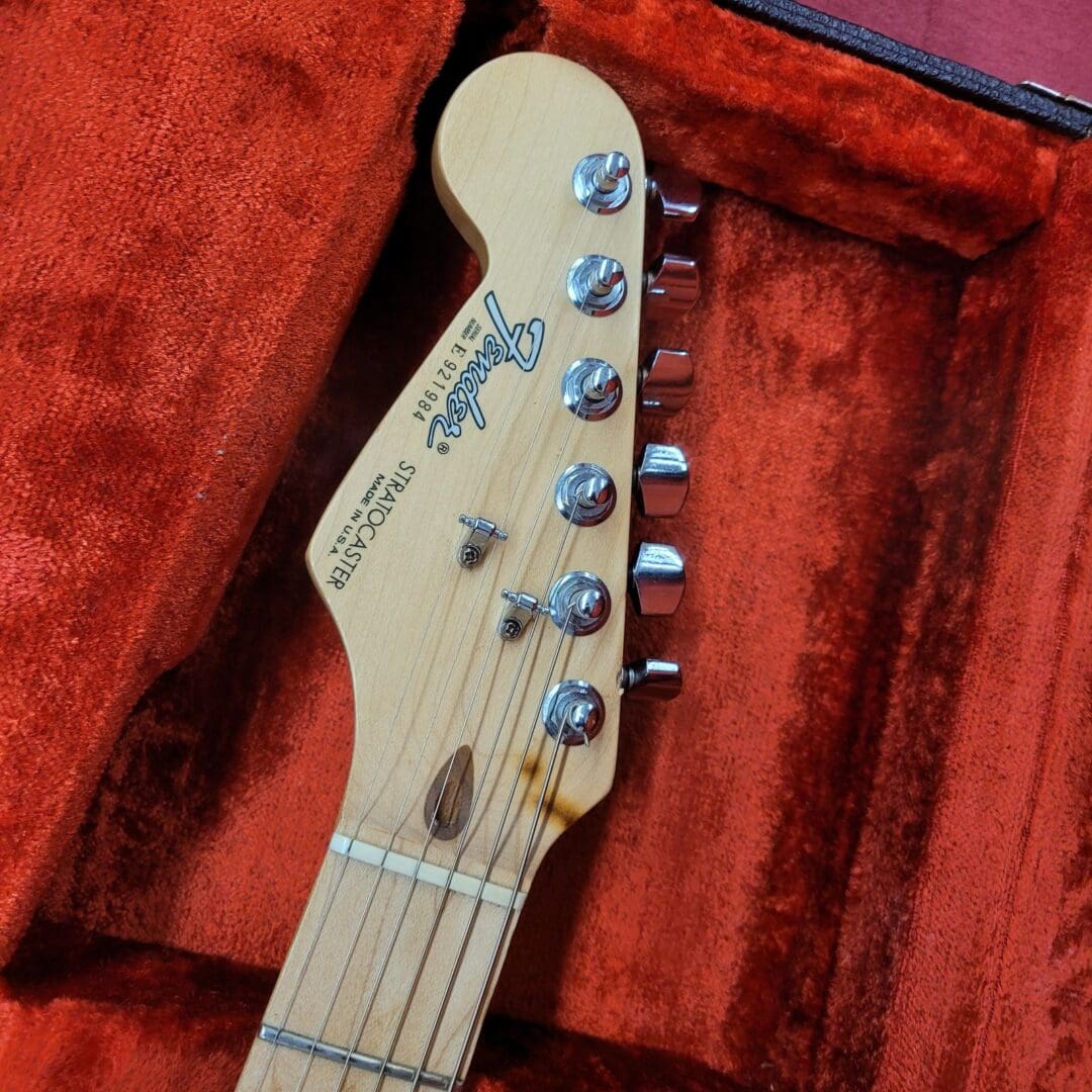 Fender American Standard Stratocaster Left-Handed with Maple