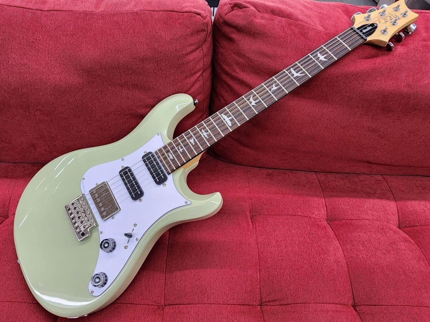 PRS SE Studio Standard With Gigbag - Sage Green - Image 3