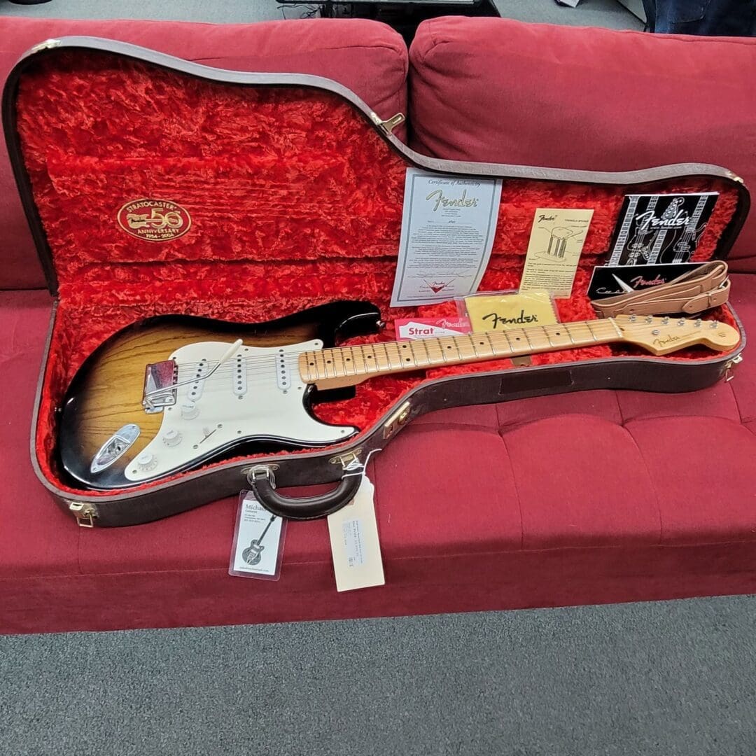 Fender Custom Shop Limited Edition 50th Anniversary '54 Stratocaster Masterbuilt By Yuriy Shishkov 2004 - Reliced 2-Tone Sunburst - Image 4