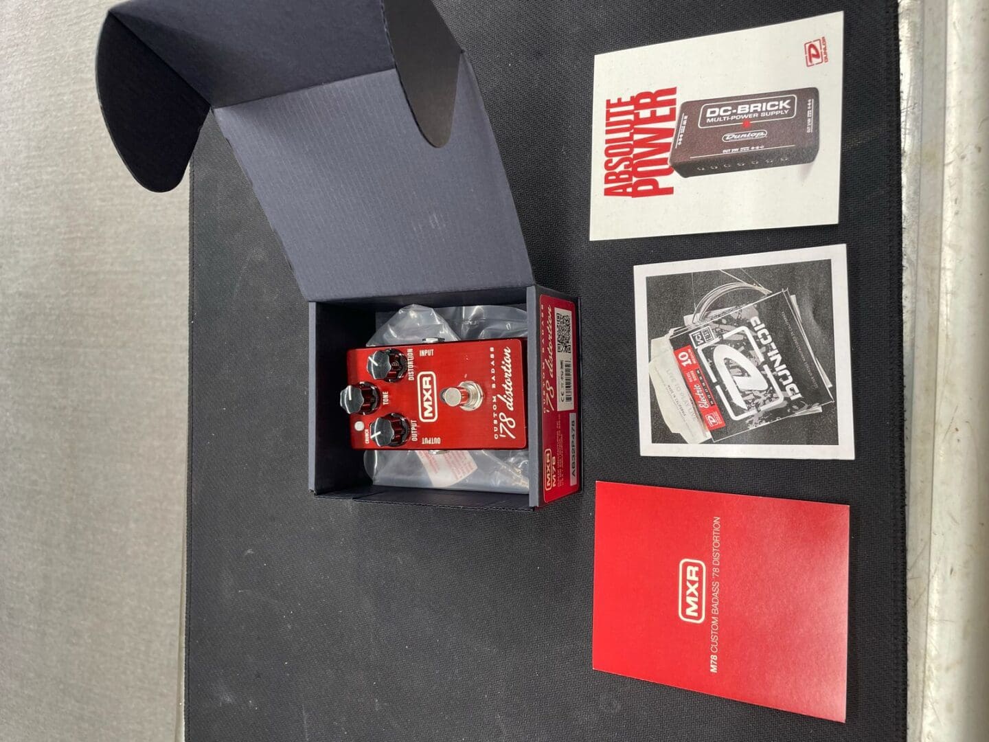 MXR M78 Custom Badass '78 Distortion - Red - Victor Litz