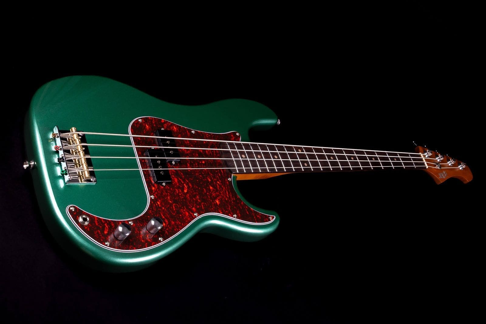 JET Guitars 4-String P-Style Bass Guitar JPB-300 SG R - Green - Image 4