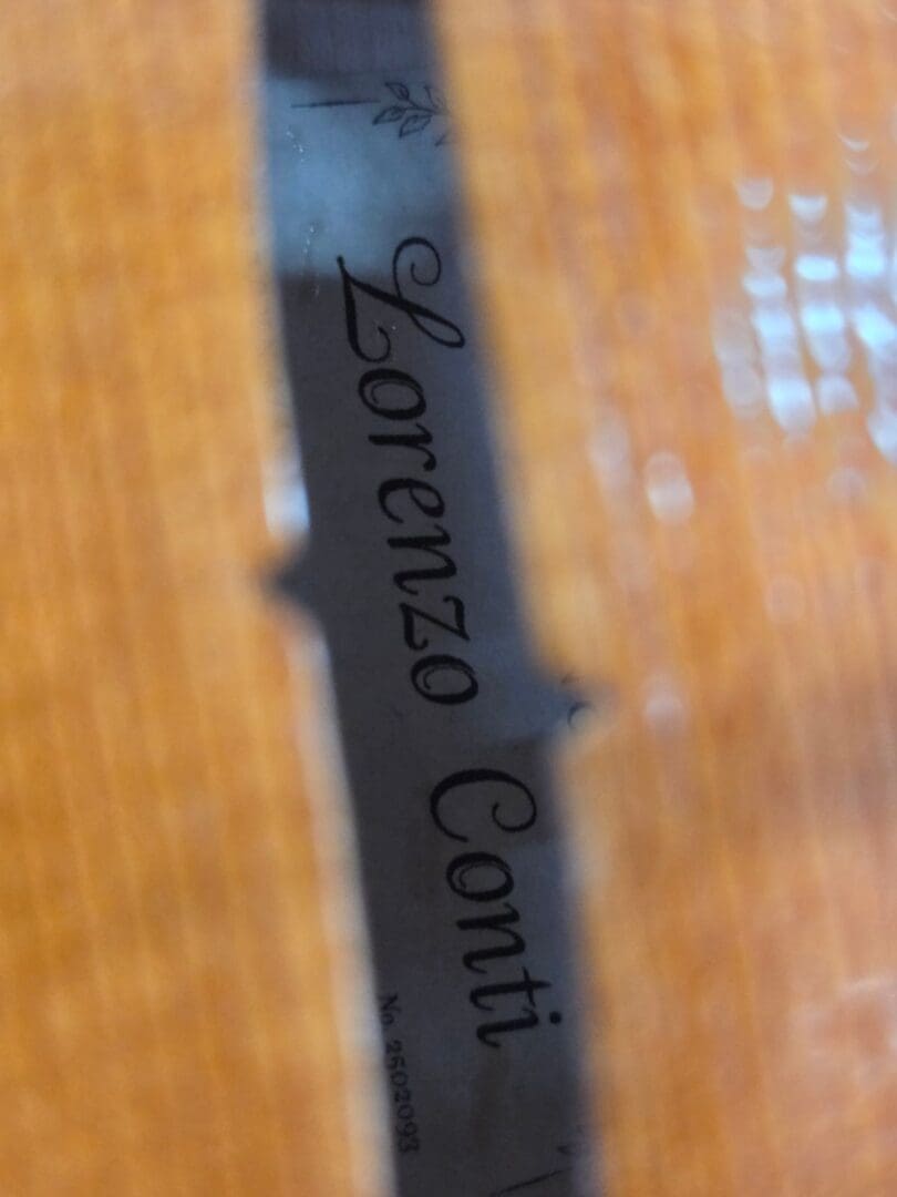 Lorenzo Advance - 4/4 Size Flamed violin with deluxe case - Image 6