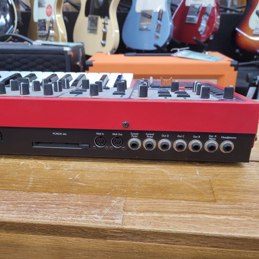 Nord Lead 2 49-Key 12-Voice Polyphonic Synthesizer - Red - Image 13