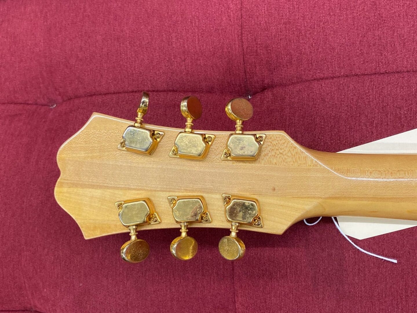 Ventura V-1502 Al Ciaola Copy Electric Guitar 1970's - Walnut w/ Case Made in Japan - Image 2