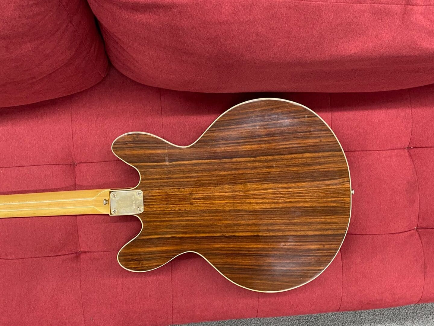 Ventura V-1502 Al Ciaola Copy Electric Guitar 1970's - Walnut w/ Case Made in Japan - Image 7
