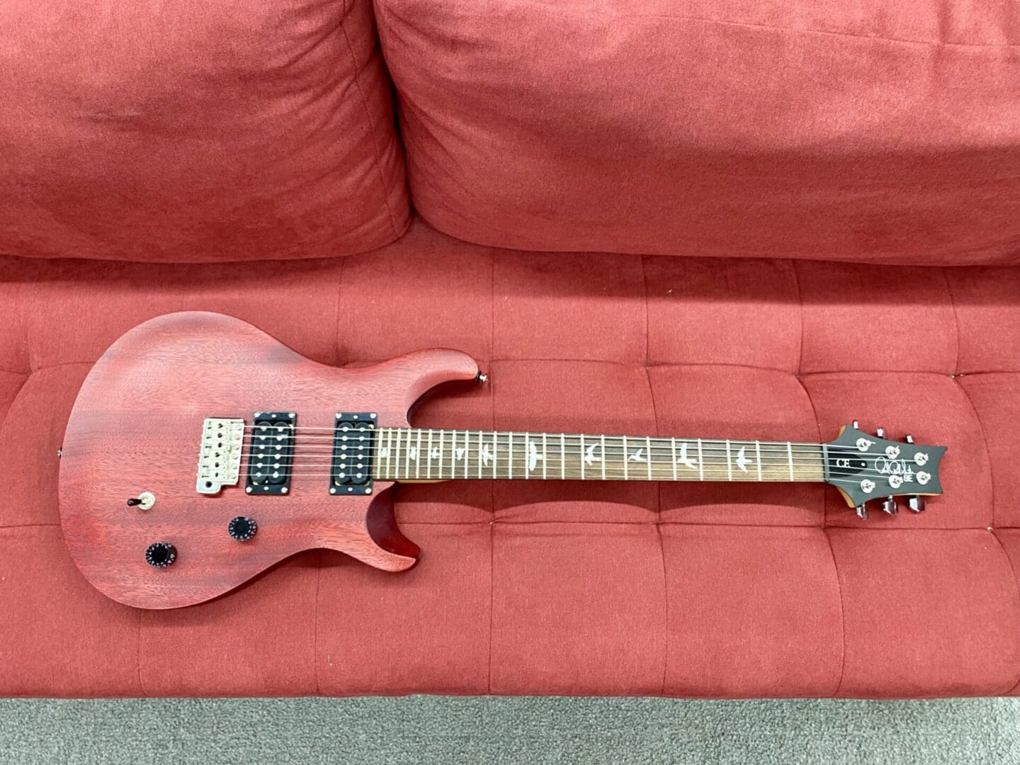 PRS SE CE-24 Standard - Vintage Cherry Satin w/ Bag - Image 4
