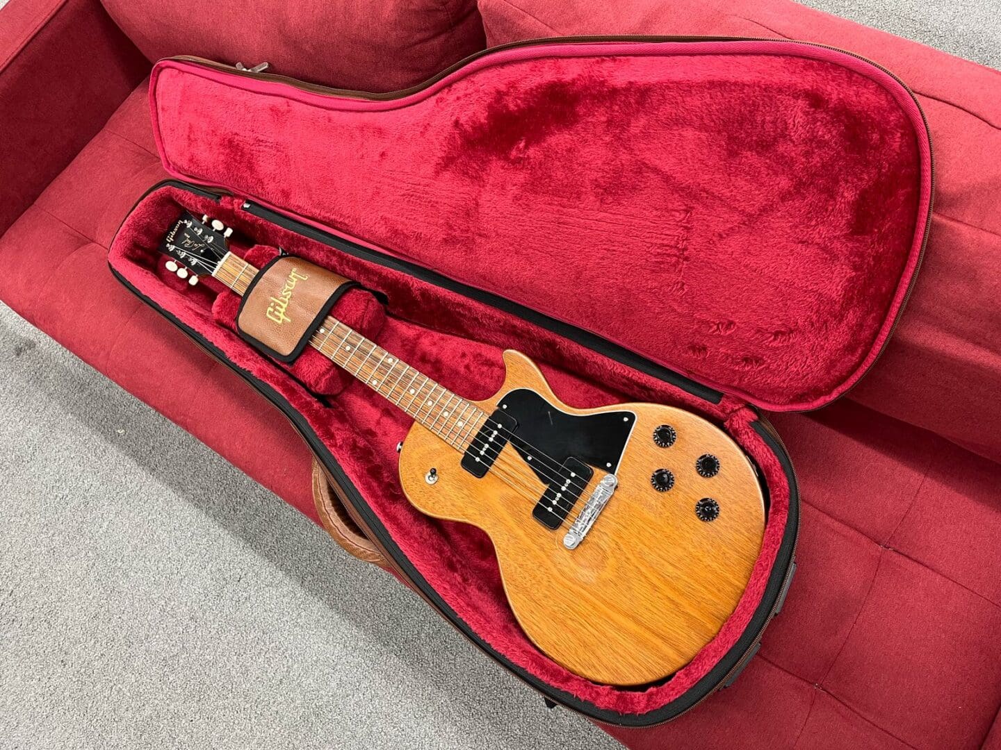 Gibson Les Paul Special Tribute 2020 - Walnut - Victor Litz