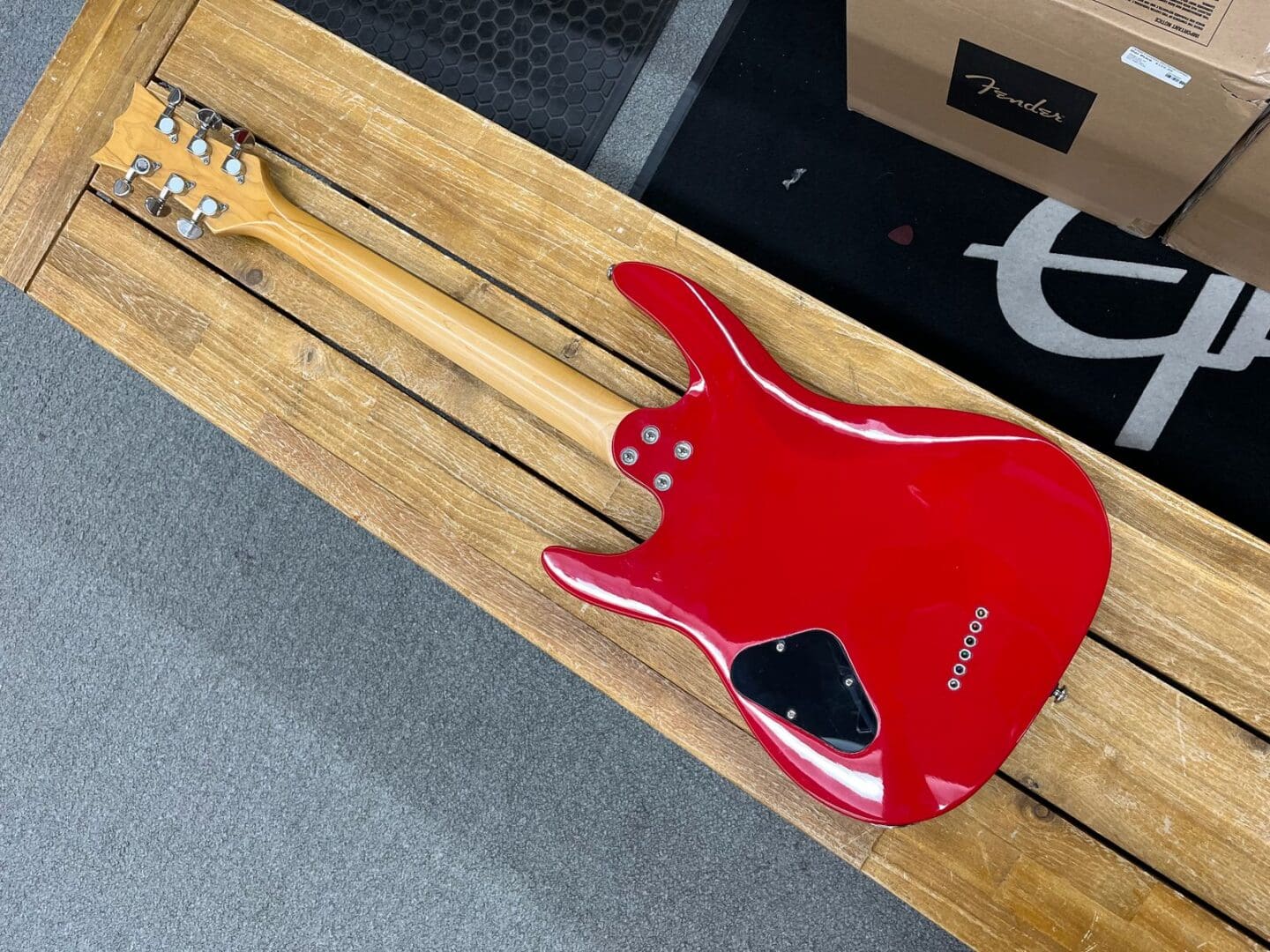 DBZ Barchetta Electric Guitar - Red - Victor Litz