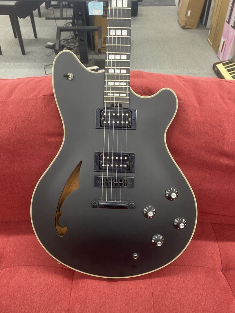 EVH SA-126 Special Electric Guitar 2024 – Stealth Black w/ Original Case