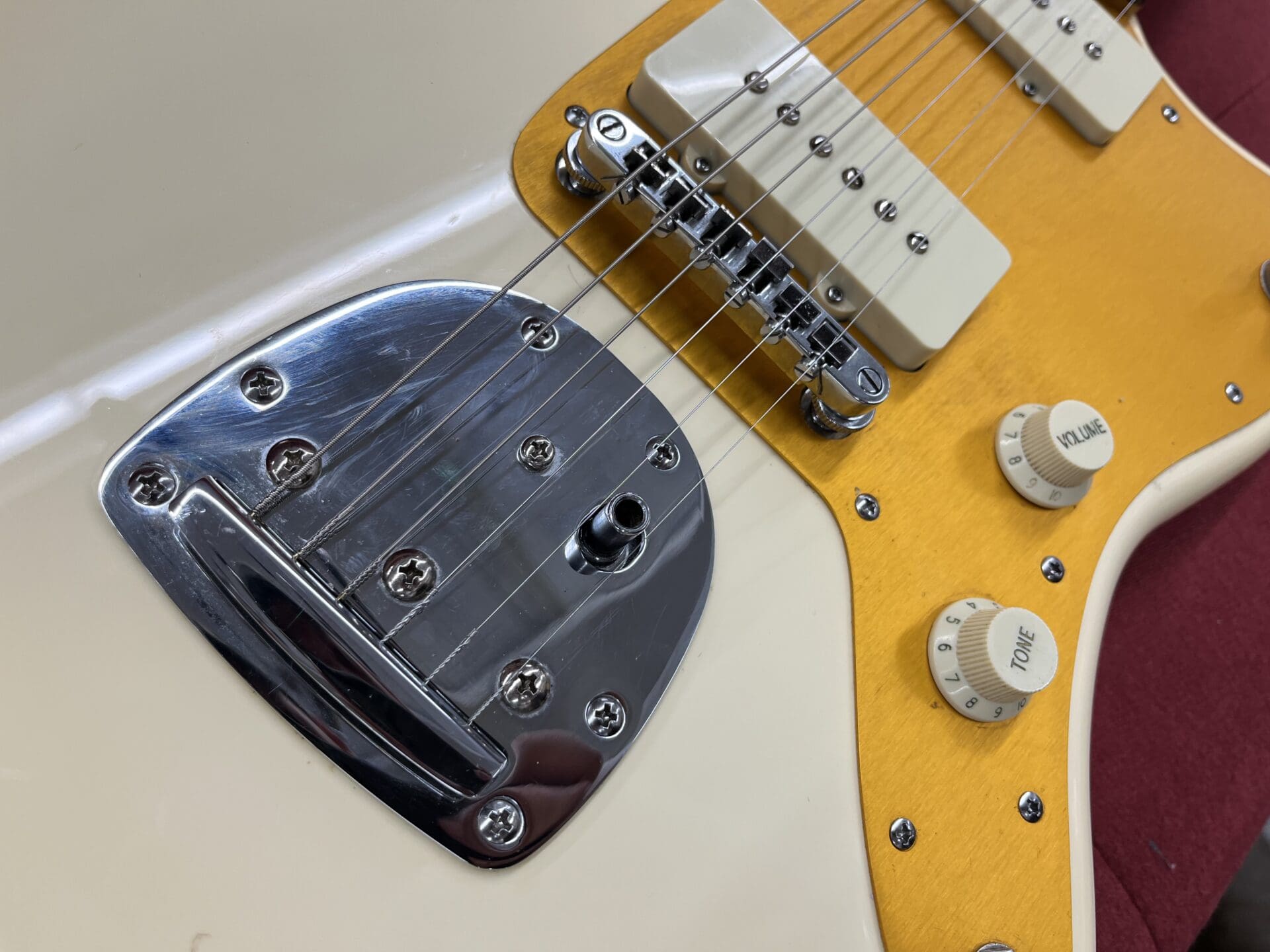 Squier J Mascis Jazzmaster Rosewood 2017 - Vintage White - Image 3
