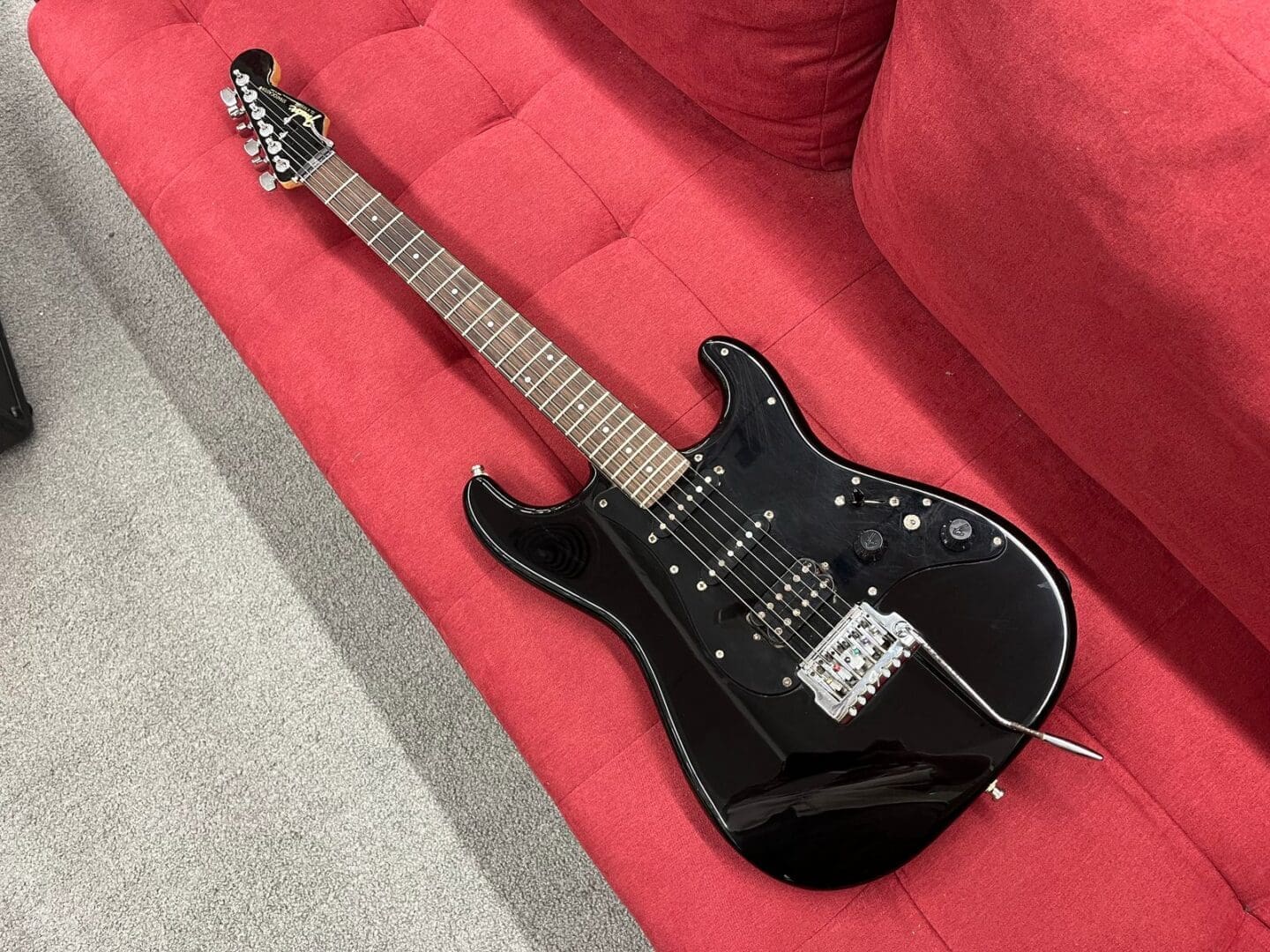 Fender Contemporary Series Stratocaster Deluxe HSS 1985 - Black - Image 10