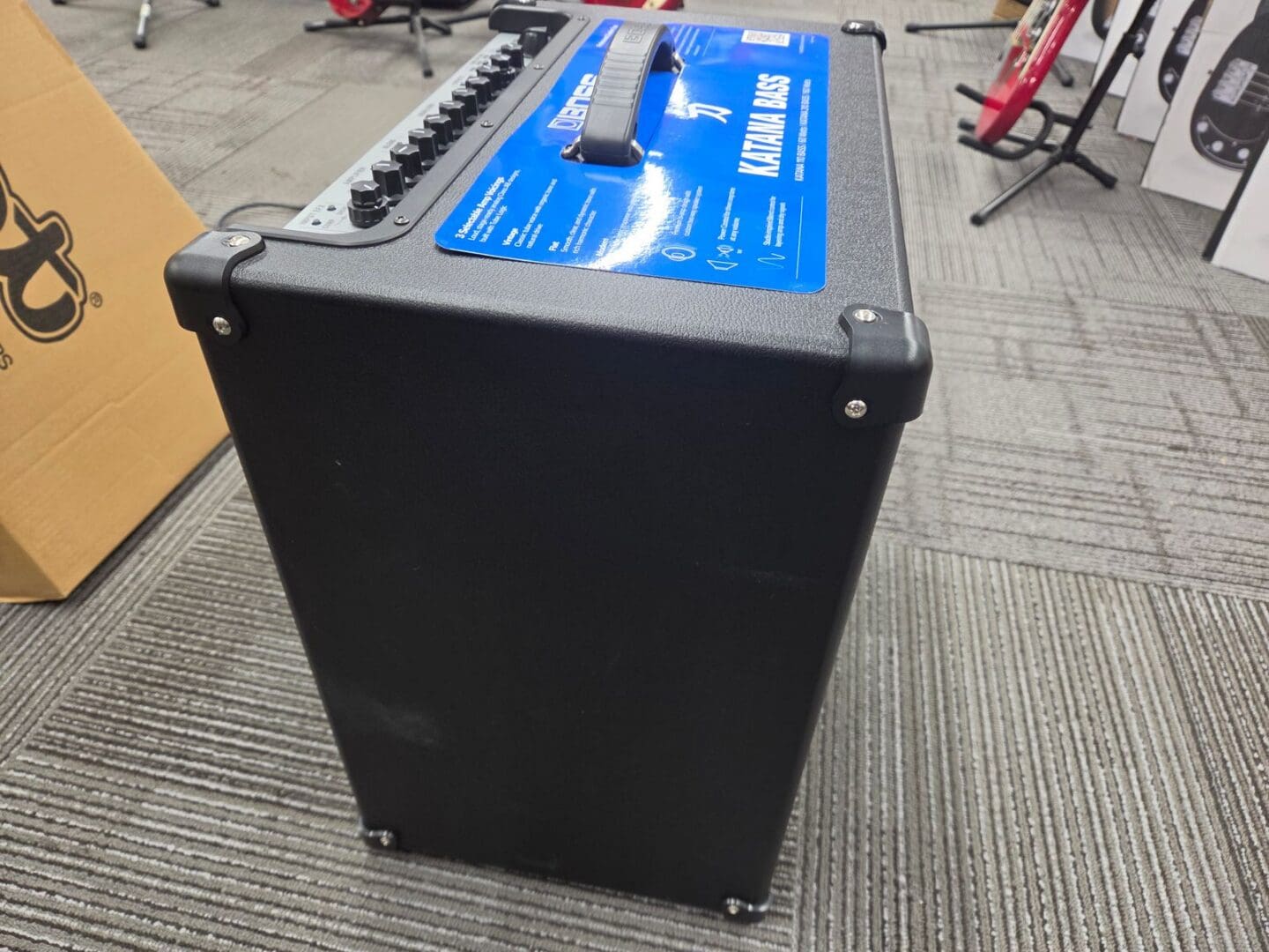 Boss Katana-110 Bass 60-Watt 1x10