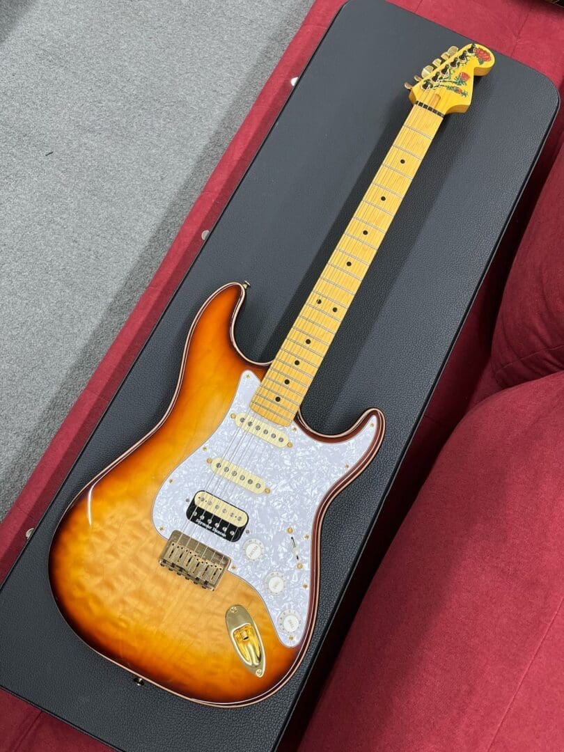 Custom Rose Hardtail Strat - Quilted Honeyburst W/ Case