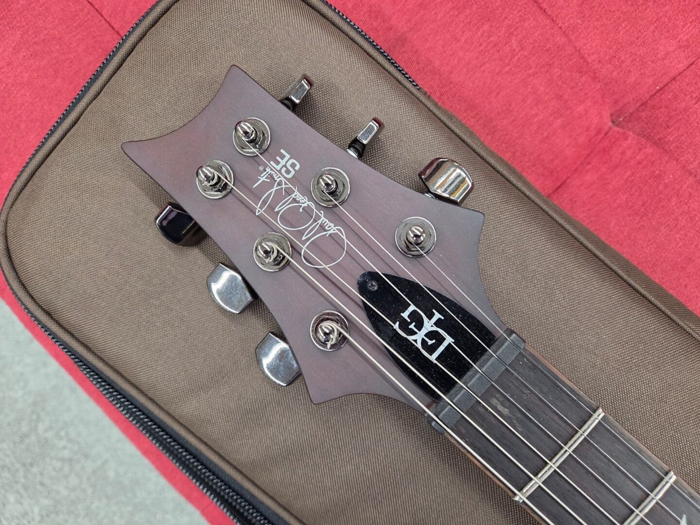 PRS SE DGT Exotic David Grissom Tremolo Signature Laurel Burl Limited Edition with Gigbag - McCarty Tobacco Burst - Image 2