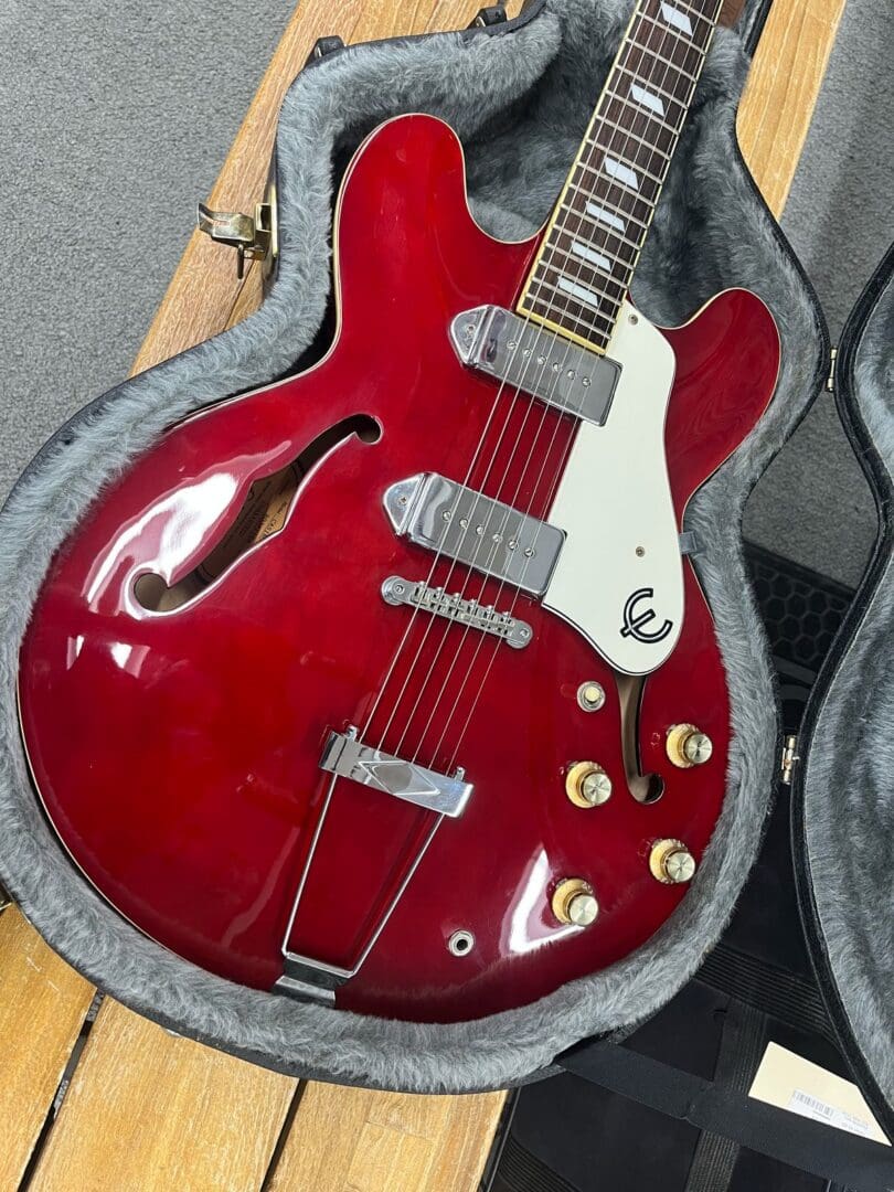 Epiphone Casino CH 2003 MIK - Cherry W/ Epiphone Case - Victor Litz