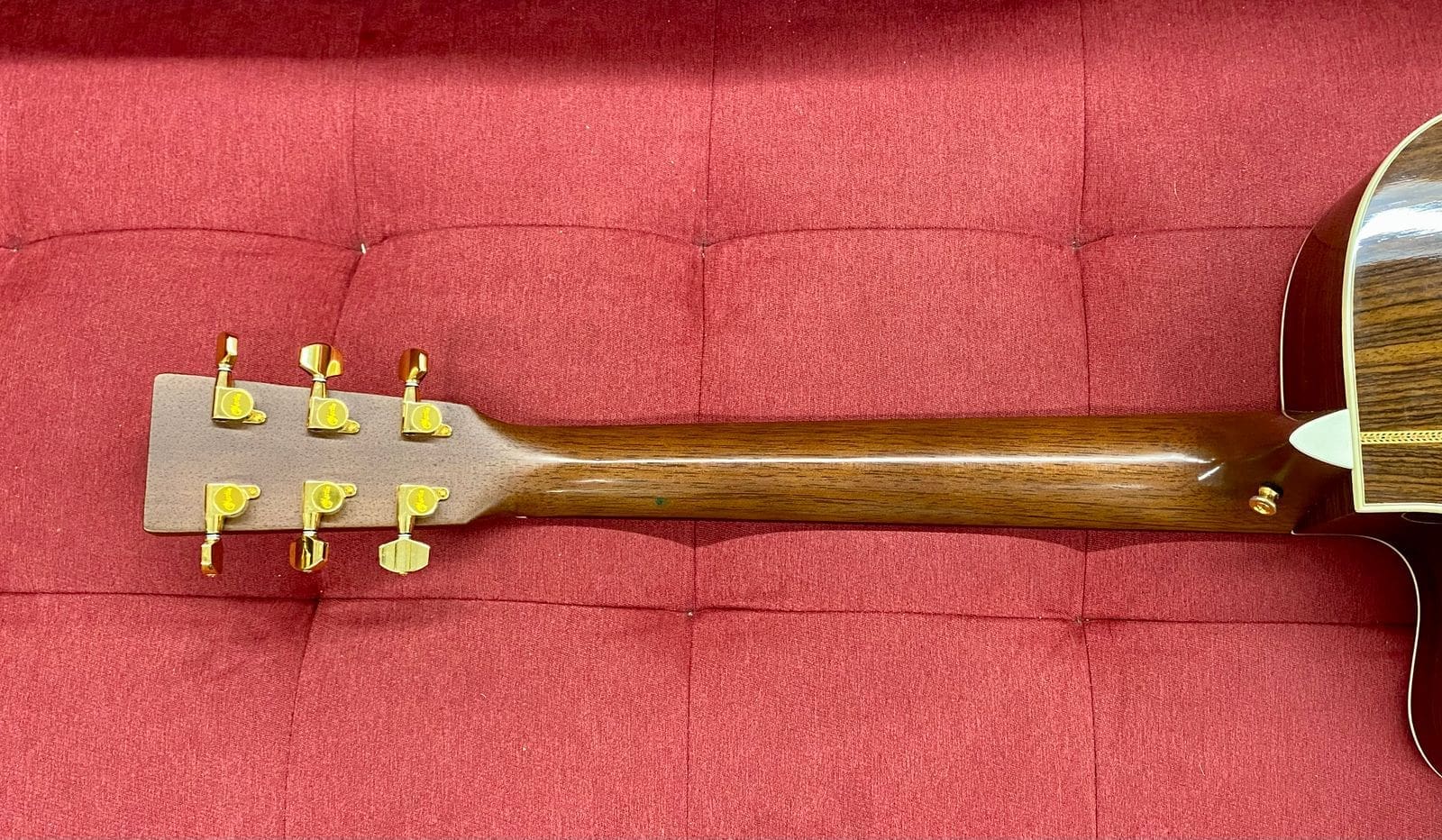 Martin OMC-16RE Premium Acoustic-Electric Guitar 2003 - Natural - Image 6