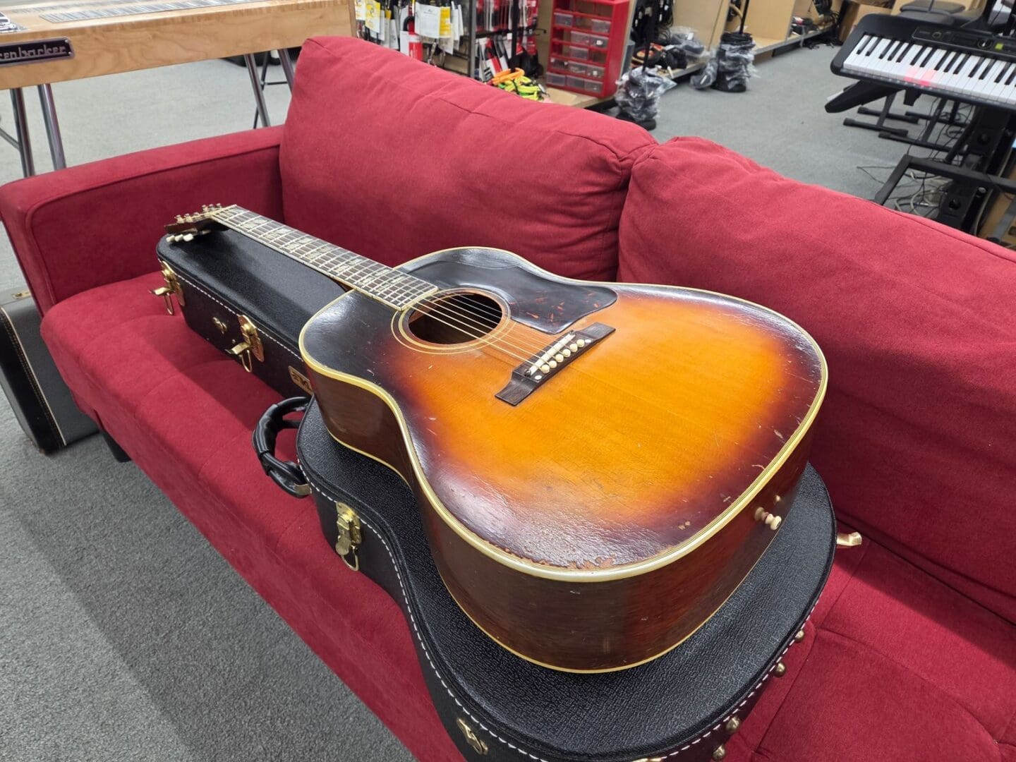 Gibson Southern Jumbo with Case 1962 - Sunburnt - Image 16