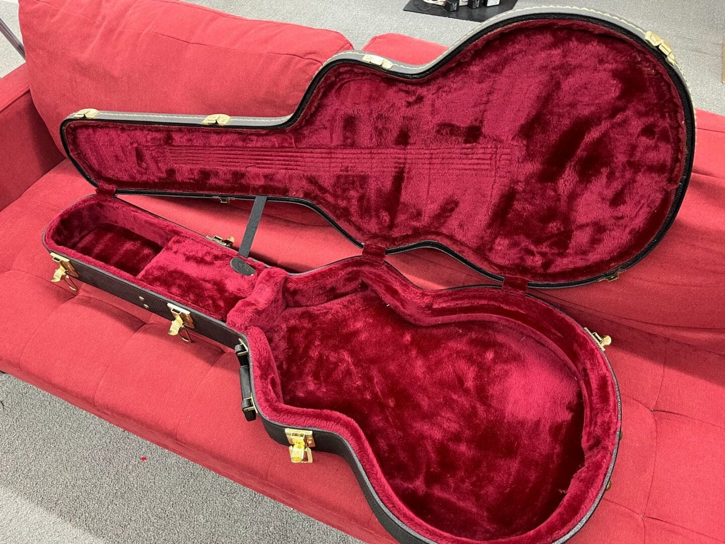 Guild STARFIRE IV SF4-AB 1999 USA - Antique Burst - Victor Litz
