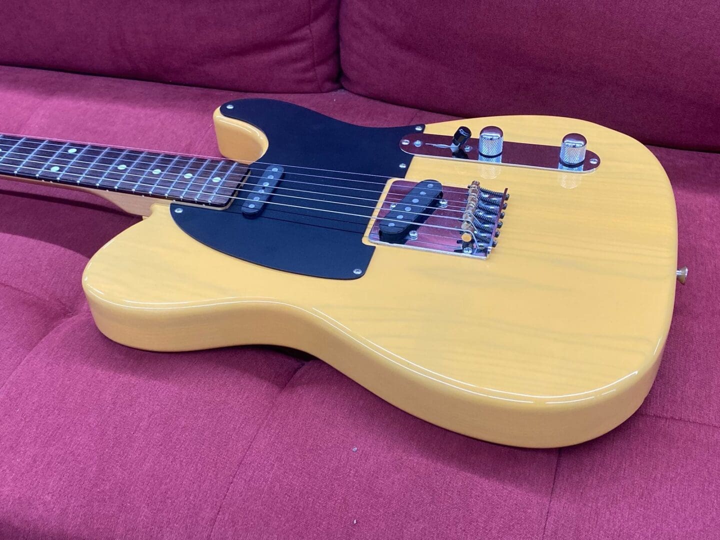 Bill Lawrence BT1R T-Style Electric Guitar 1980's - Butterscotch MIJ - Image 3