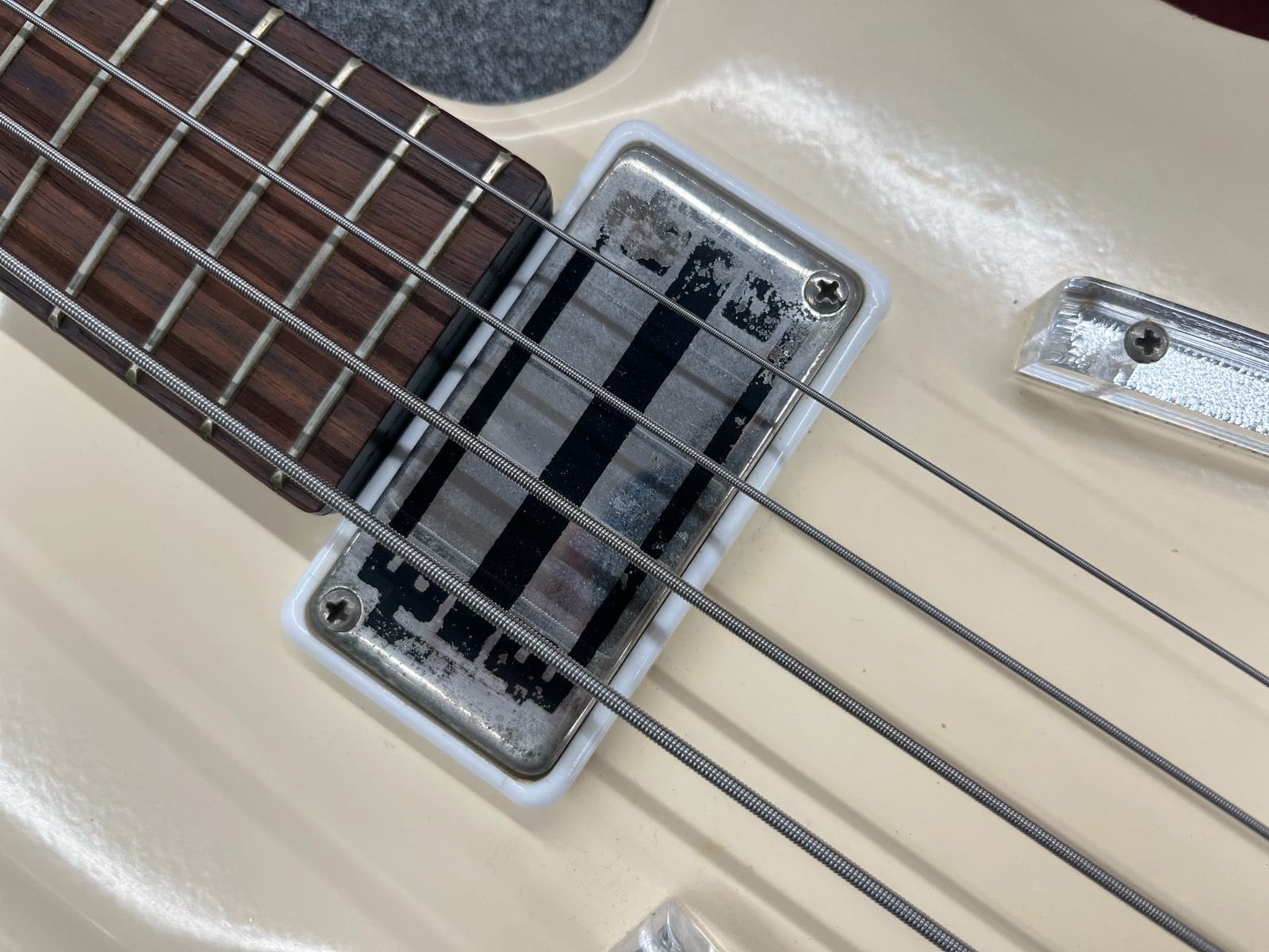National Val Pro 85 Electric Short Scale Bass 1964-1968 W/ Original Case - Image 3