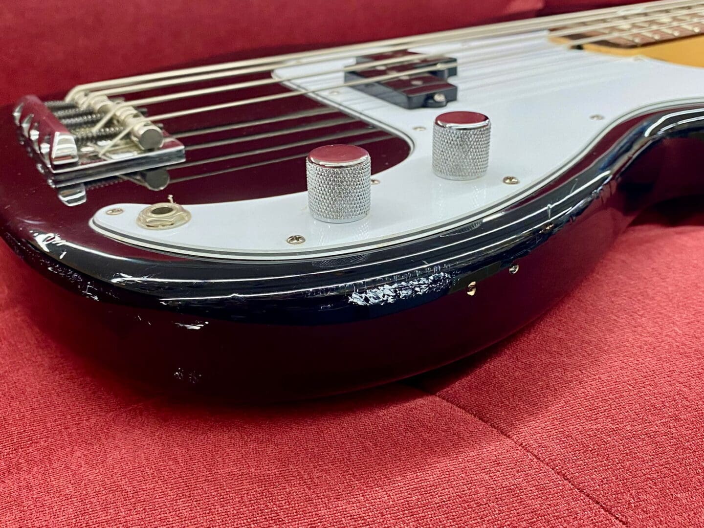 Fender American Standard Precision Bass 2008 - Black w/ Case - Image 5