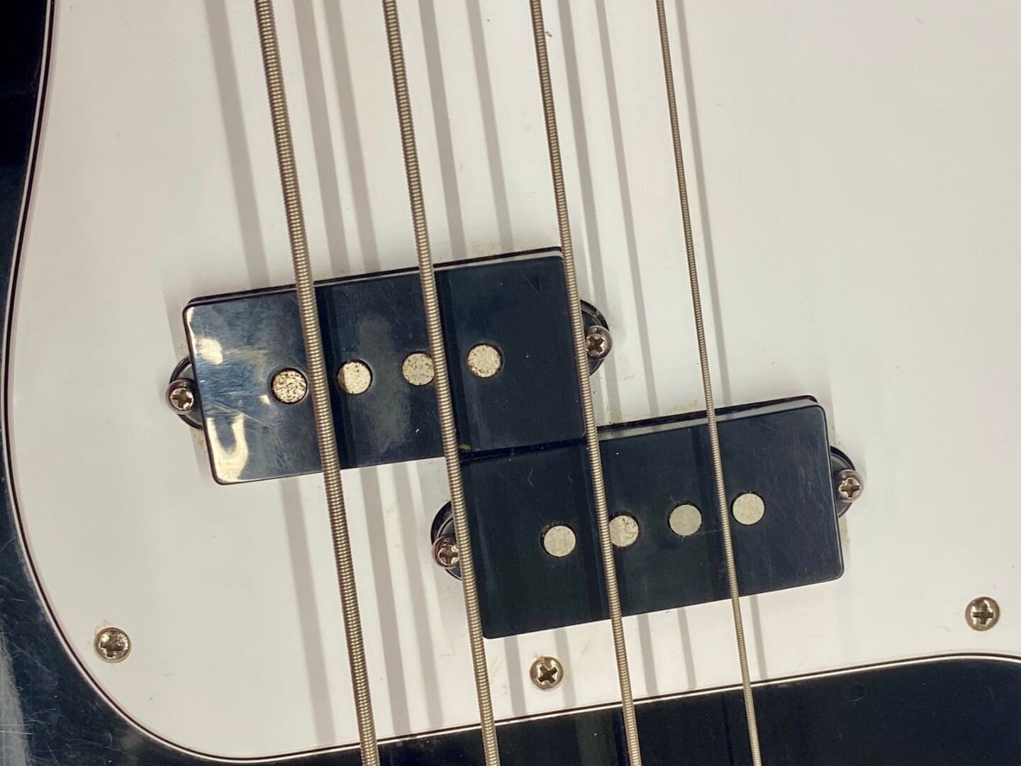 Fender American Standard Precision Bass 2008 - Black w/ Case - Image 7