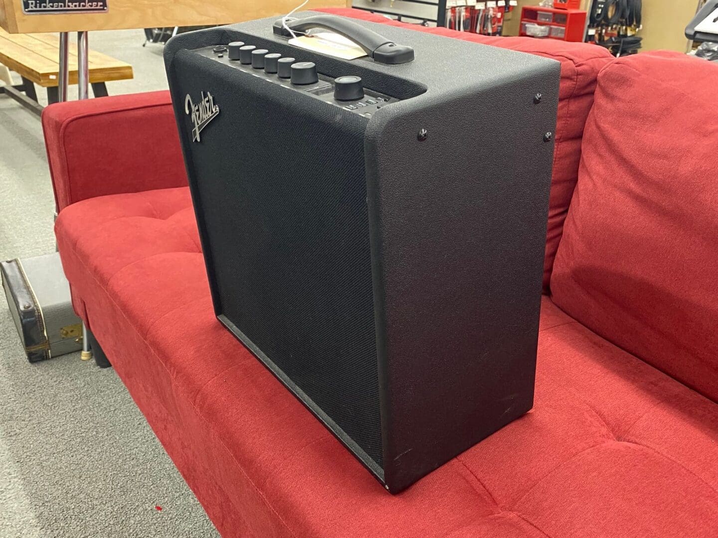 Fender Mustang LT50 50-Watt 1x12" Digital Modeling Guitar Combo - Black - Image 4