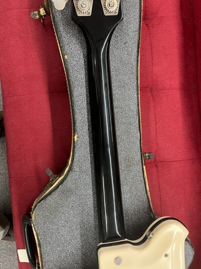 National Val Pro 85 Electric Short Scale Bass 1964-1968 W/ Original Case - Image 6