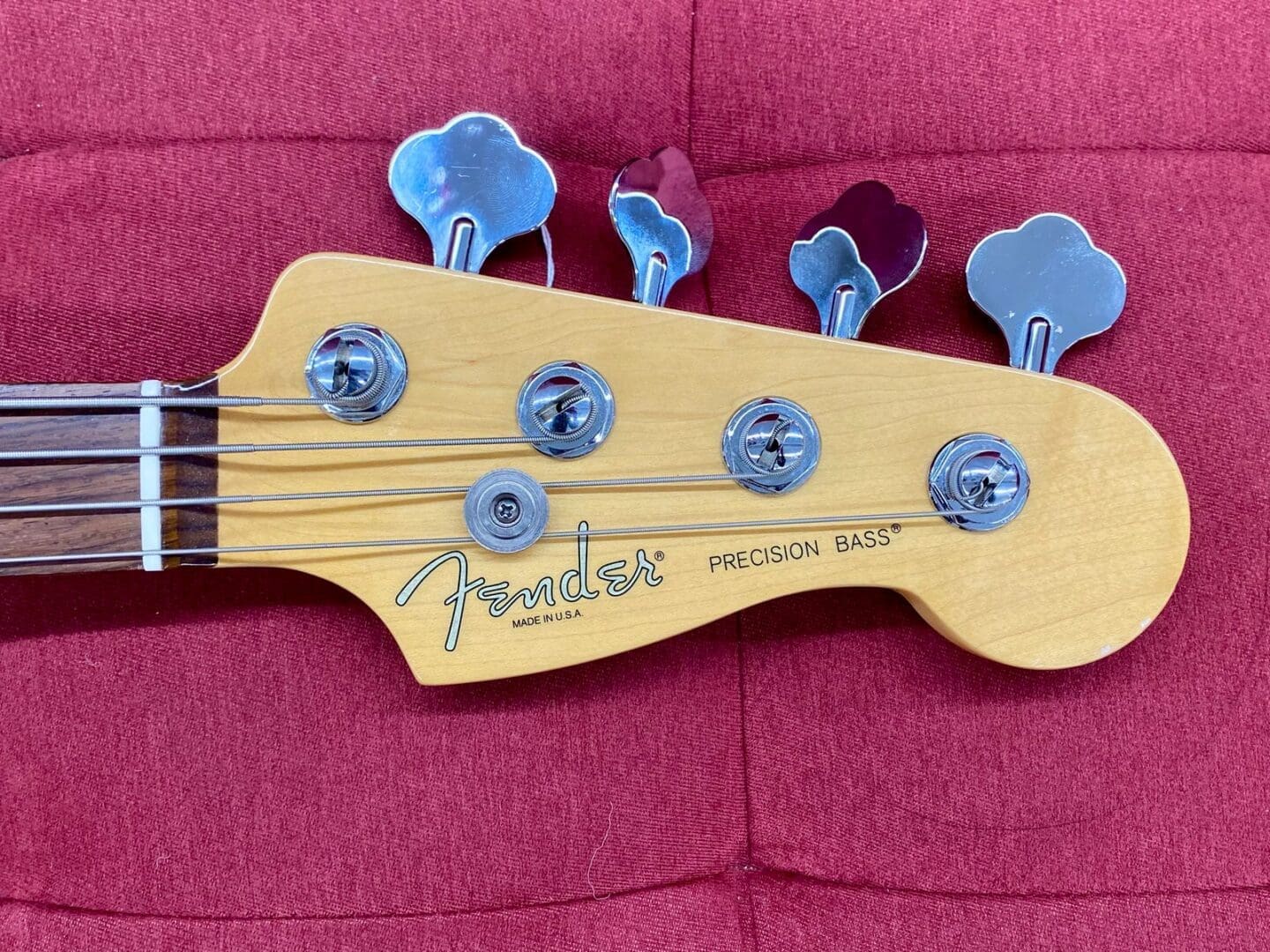 Fender American Standard Precision Bass 2008 - Black w/ Case - Image 8
