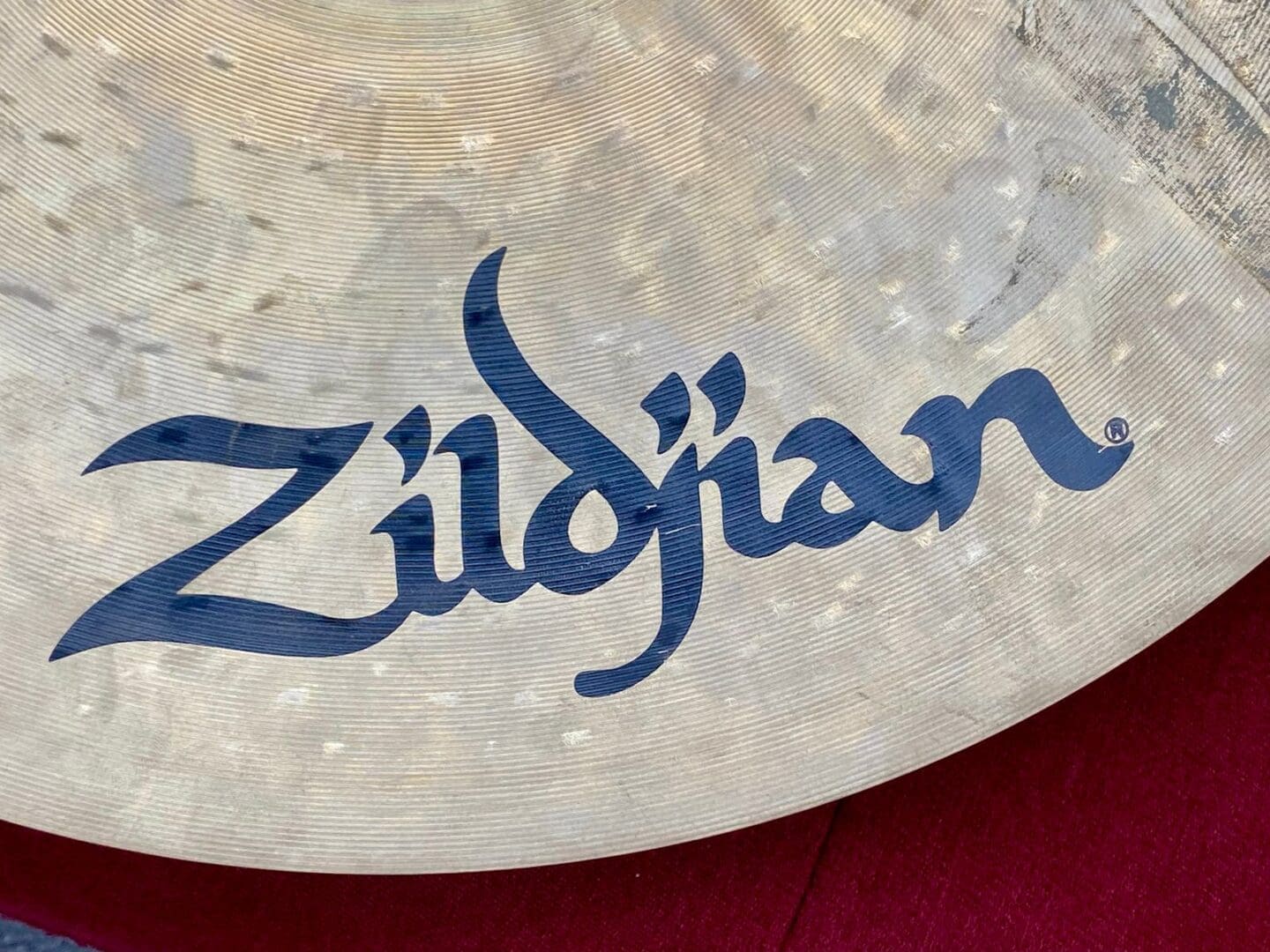 Zildjian 18" K Custom Dark Crash Cymbal - Image 2