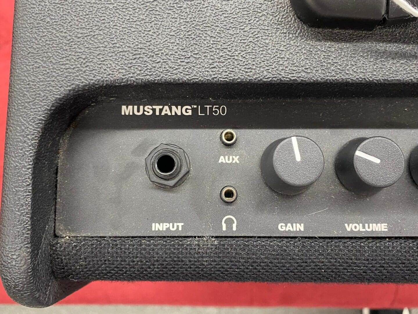 Fender Mustang LT50 50-Watt 1x12" Digital Modeling Guitar Combo - Black - Image 11