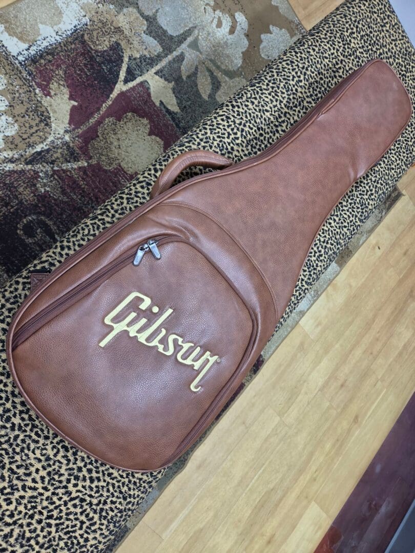 Gibson Les Paul Studio 2014 with Gigbag - Worn Brown - Image 5