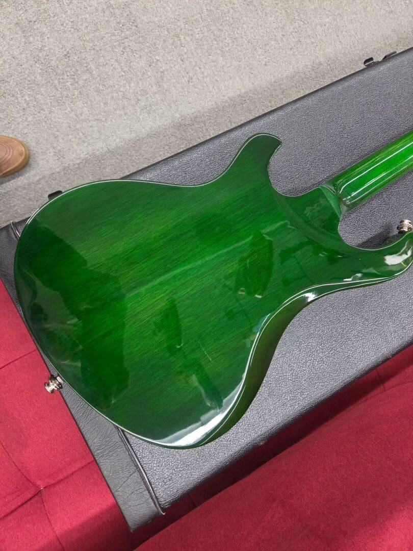 Gibson Victory Figured Top 2024 - Iguana Burst - Image 3