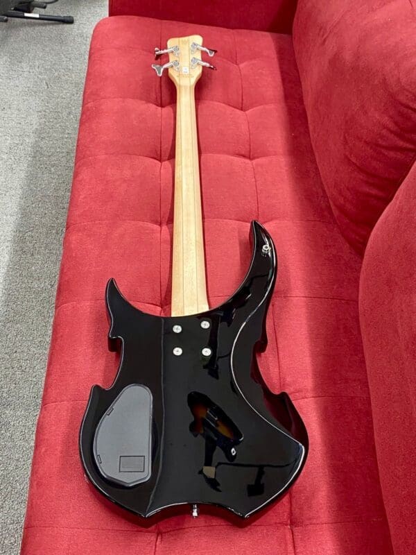 Warwick RockBass Vampyre, 4-String Bass - Solid Black High Polish