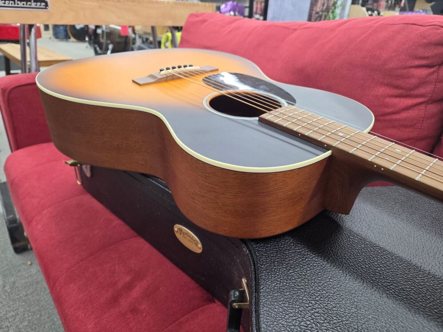 Martin 00L-17 Whiskey Sunset Sitka Spruce / Mahogany Left-Handed 14-Fret Grand Concert with Case - Whiskey Sunset - Image 9