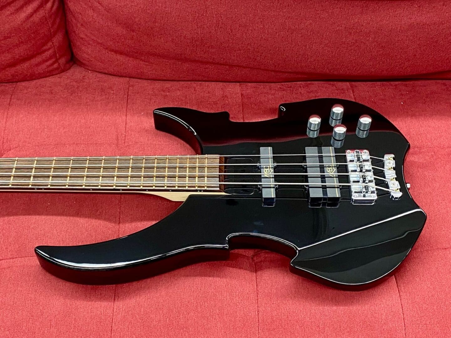 Warwick RockBass Vampyre, 4-String Bass - Solid Black High Polish