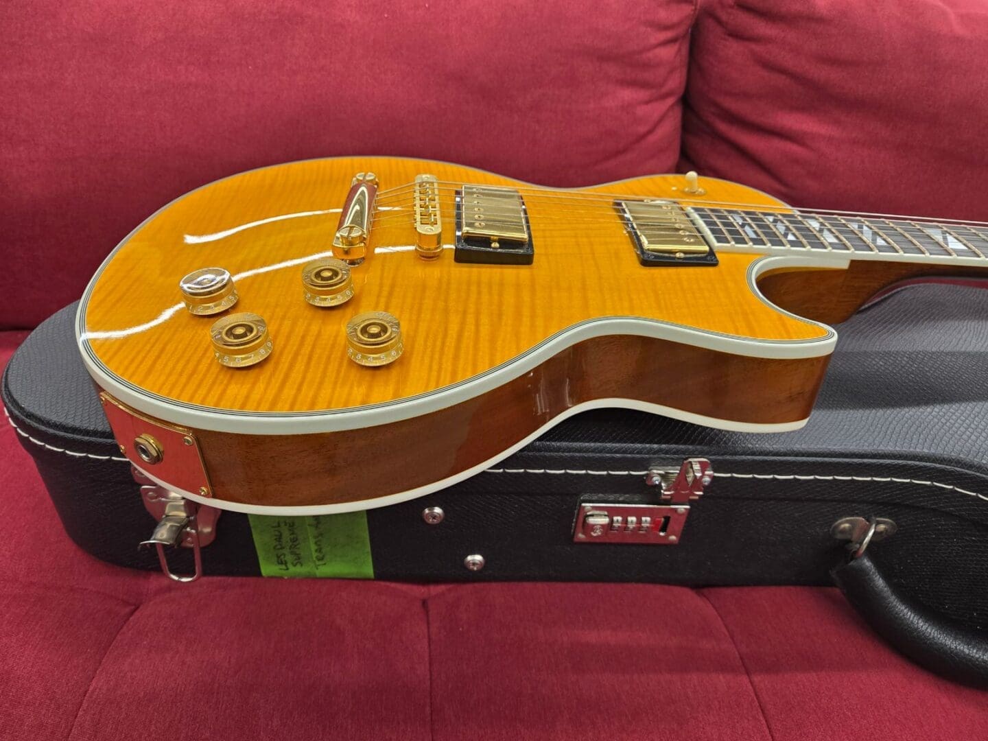 Gibson Les Paul Supreme with Case 2005 - Trans Amber - Image 7