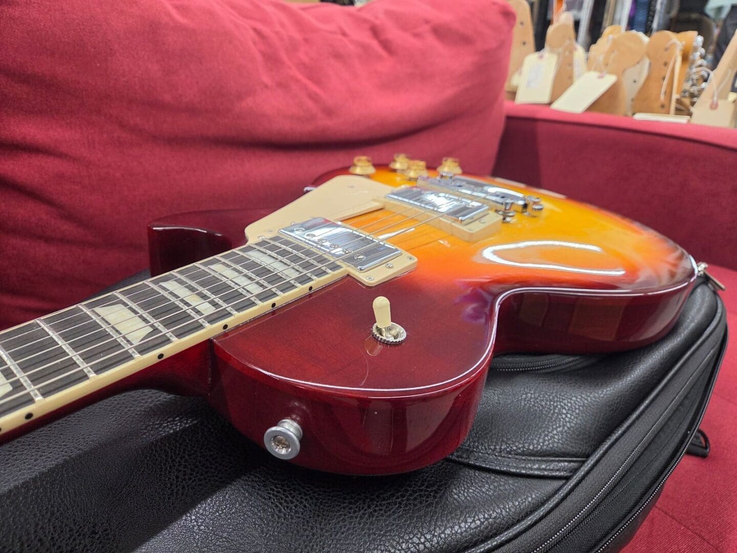 Gibson Les Paul Studio 2024 - Present - Cherry Sunburst - Image 11