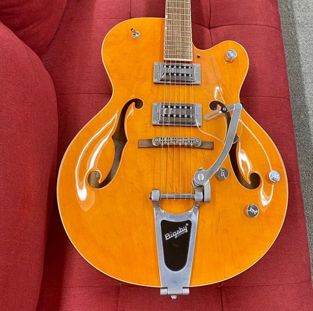 Gretsch G5120 Electromatic Hollow Body 2007 - Orange - Image 10