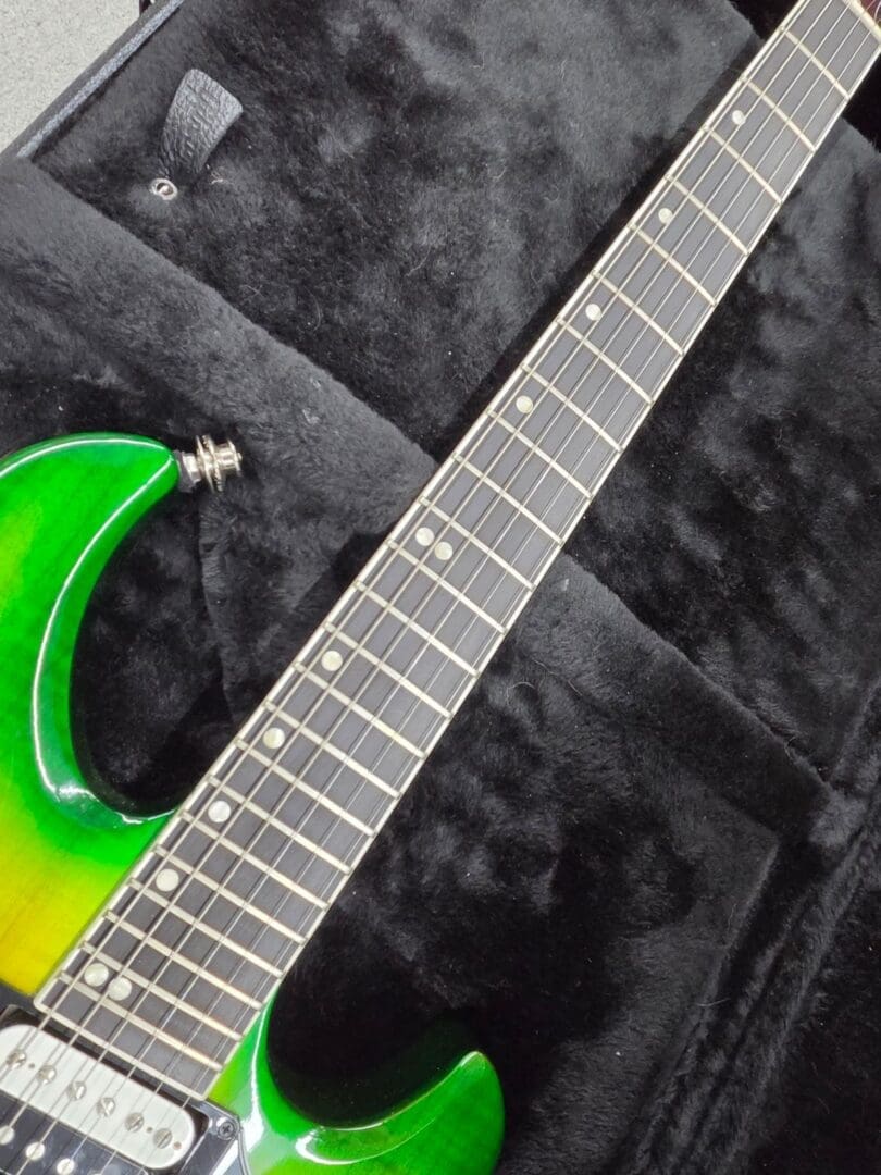 Gibson Victory Figured Top 2024 - Iguana Burst - Image 20