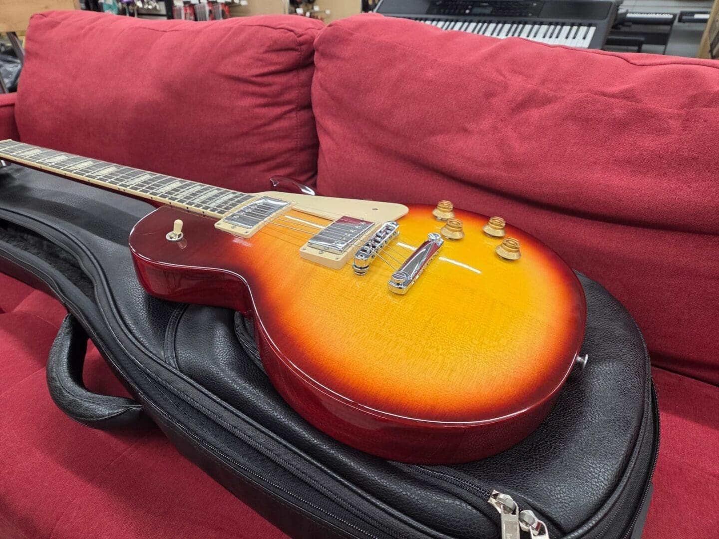 Gibson Les Paul Studio 2024 - Present - Cherry Sunburst - Image 19