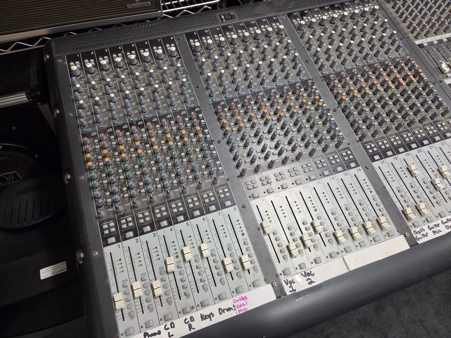 Mackie Onyx 4880 48-Channel 8-Bus Live Sound Reinforcement Console - Black LOCAL PICKUP ONLY!! - Image 7