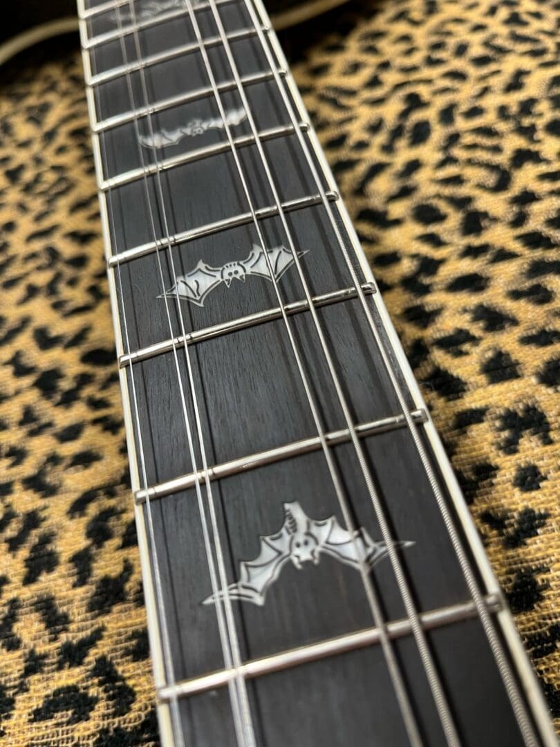 Epiphone Les Paul Custom "Bats In Flight" 2025 - Dark Purple Burst Used – Good - Image 16